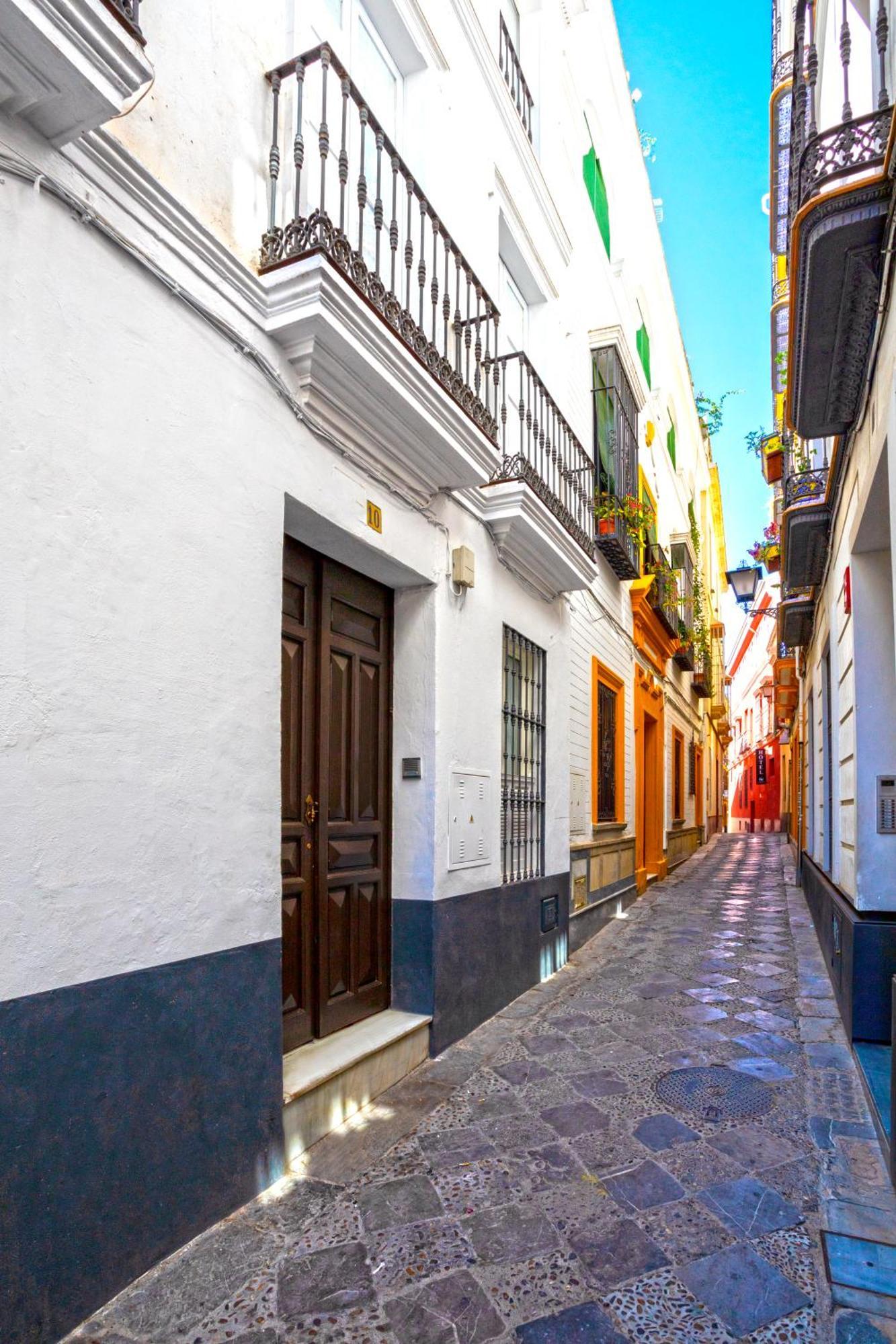 Genteel Mateos Gago Terrace Vi * Séville